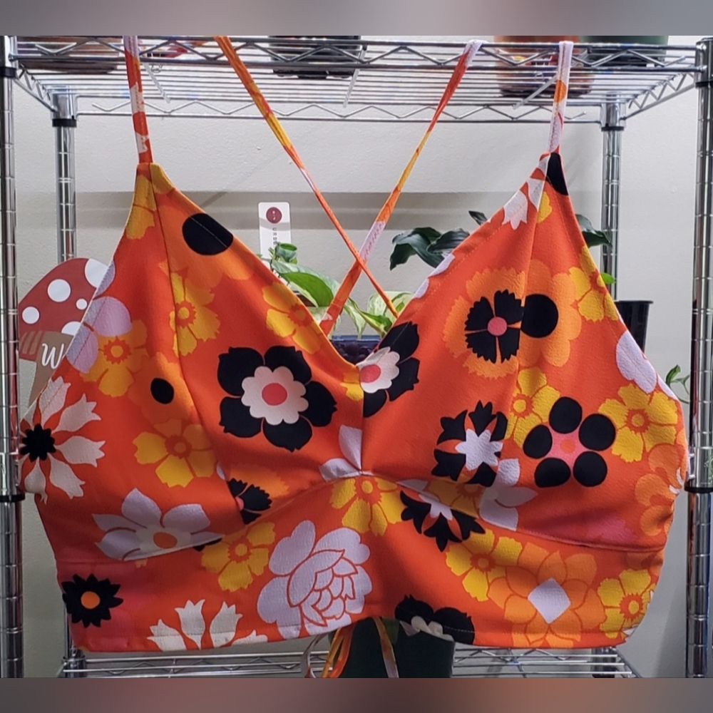 Floral Strappy Crop Top